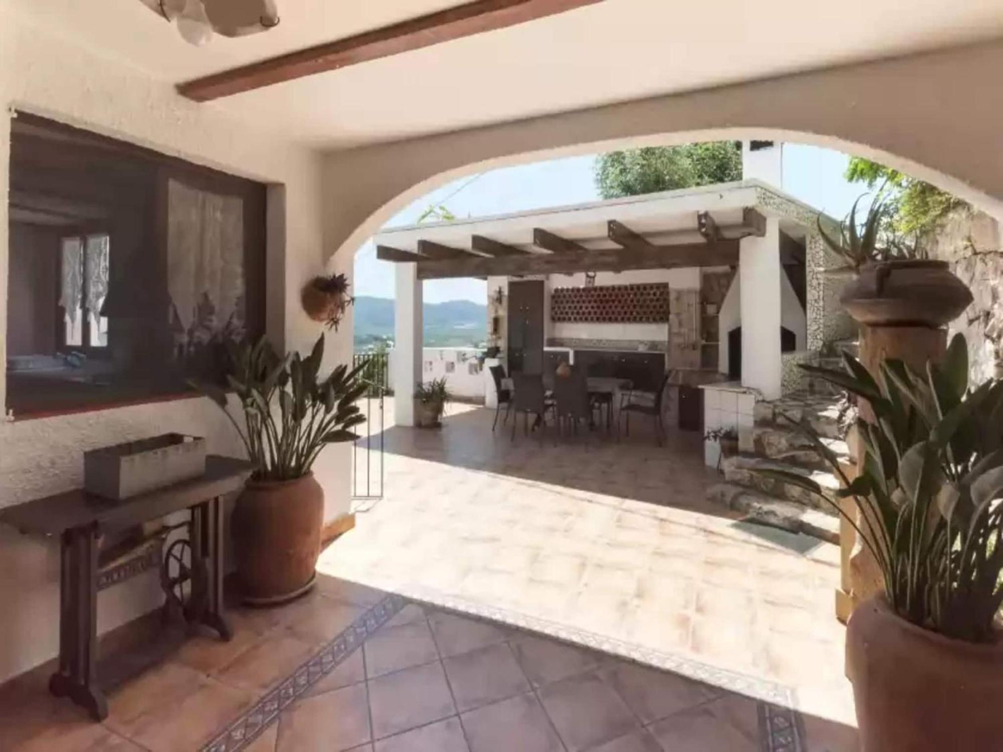 Villa With Private Pool In Ador Exterior photo